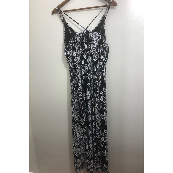 Loft Women's Maxi Dress Black With Flowers size m/p - Picture 4 of 7